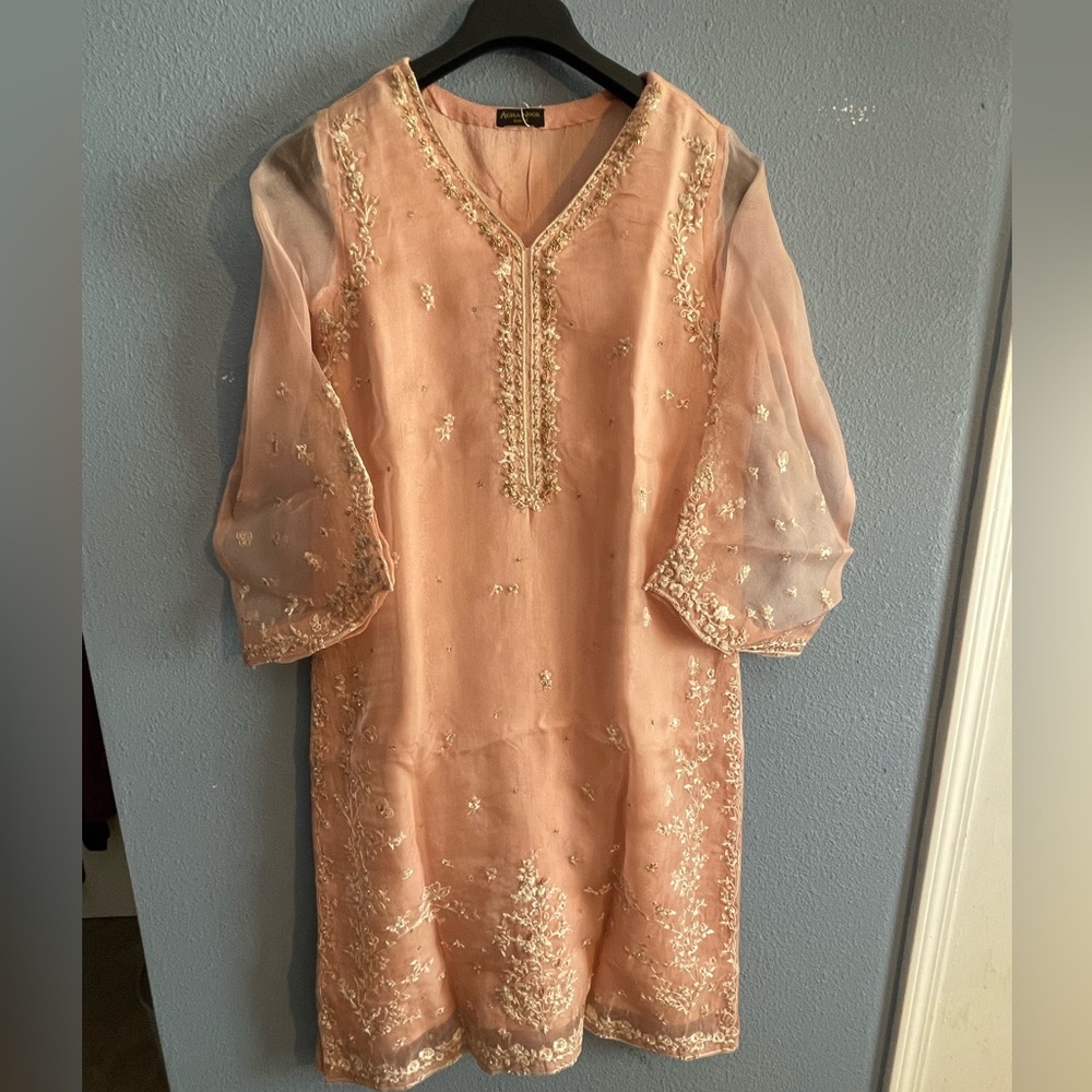 Brand new agha noor kurti in size small